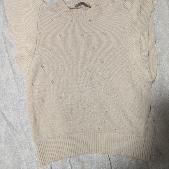 Belldini Ruffled Sweater Vest - Picture 3 of 6